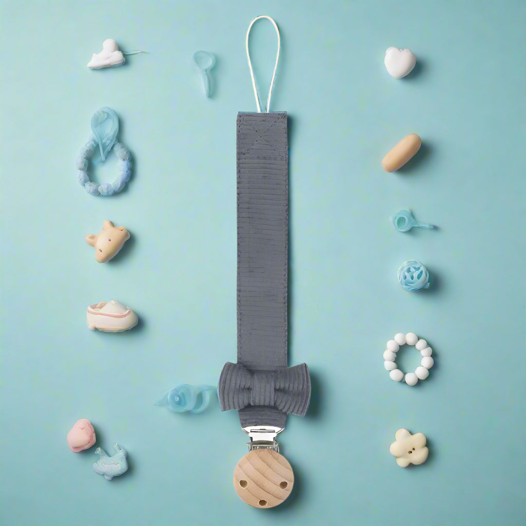  Attache tetine BowTie gris