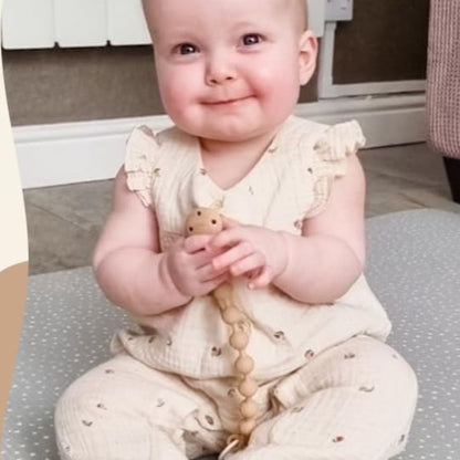 Attache tetine CalmingBear™ jaune bébé salon