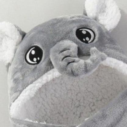 Le capuchon en forme de tête d'éléphant d'un nid d'ange gris.